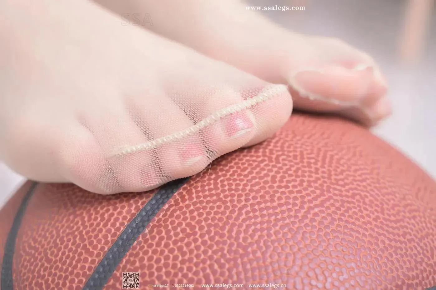 [SSA丝社]超清写真 NO.325 素素小姐姐放假在家穿丝袜陪你玩篮球(下) [79P]插图9